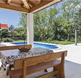 6 bedroom villa with pool near Labin, Istria, sleeps 12